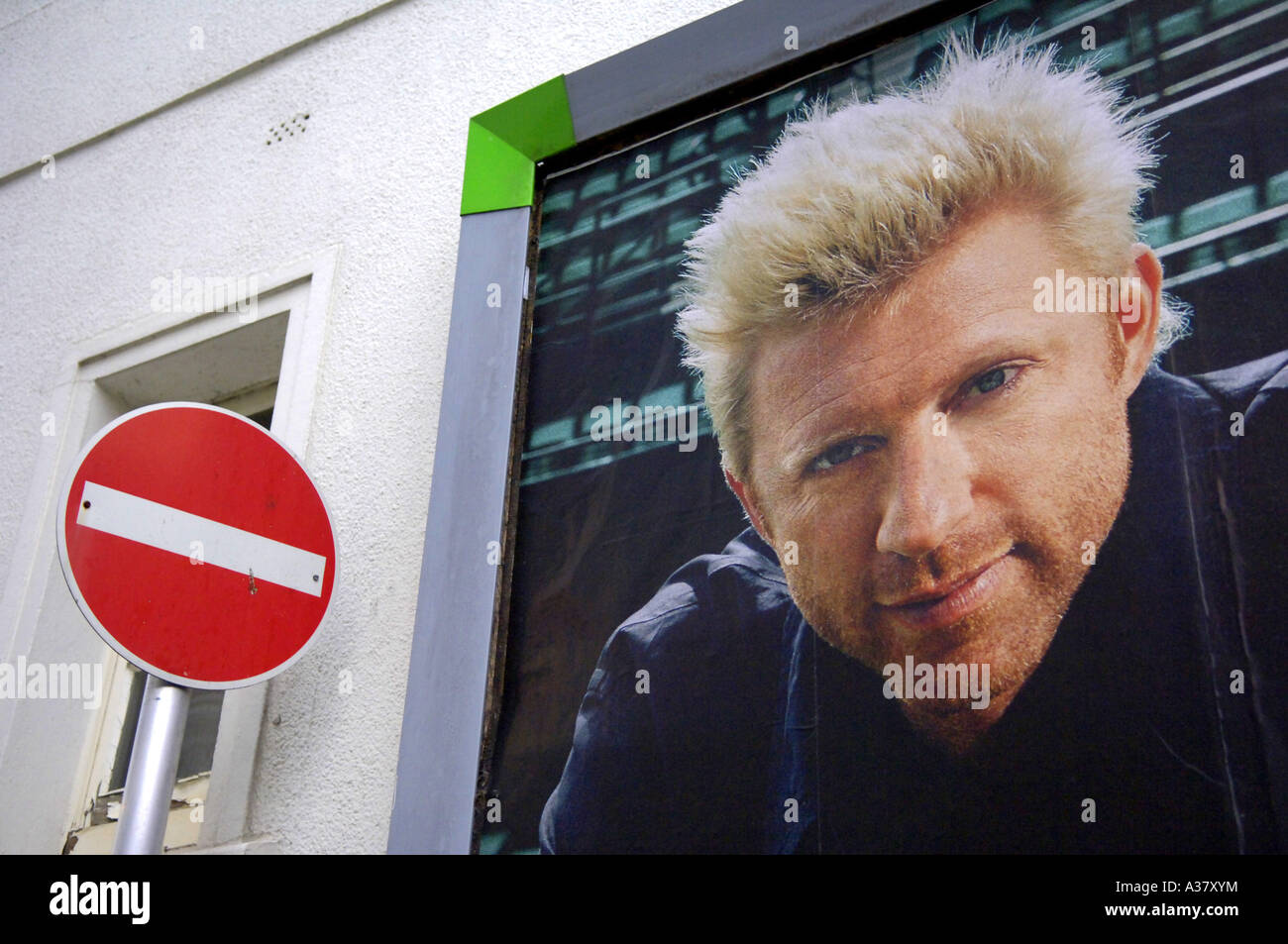 Boris Becker tennista celebrity cartelloni pubblicitari pubblicità nessuna entrata segno uomo malegerman Germania deutshcland deutsc Foto Stock