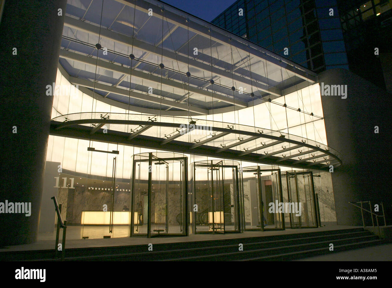 Victoria Plaza, su Buckingham Palace Road a Londra è un edificio che è stato recentemente ristrutturato ed ora di Londra Foto Stock