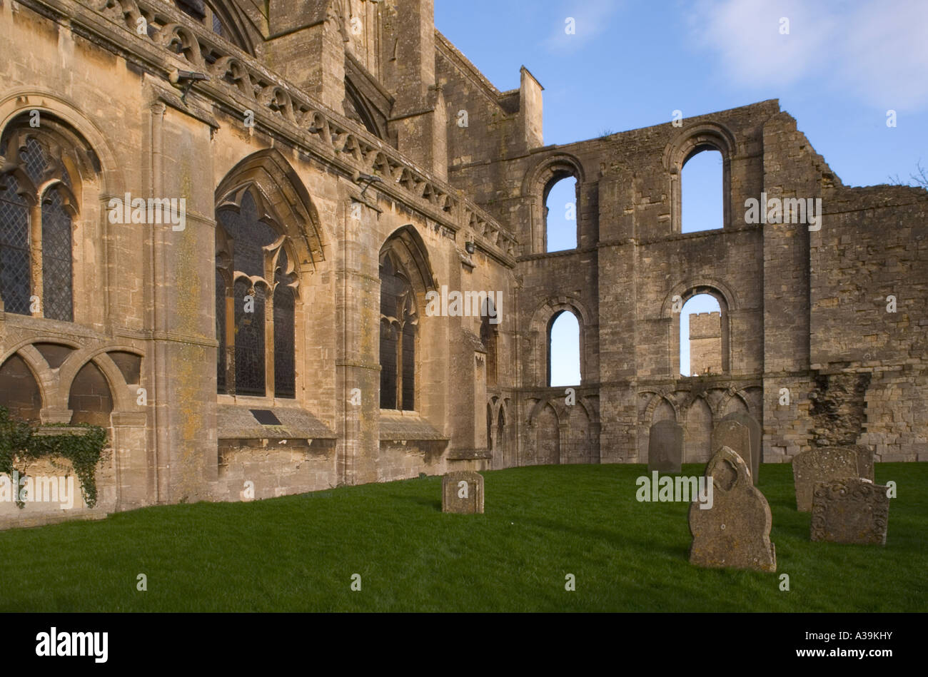 Malmesbury Abbey, caduti a parete, Wiltshire, Inghilterra Foto Stock
