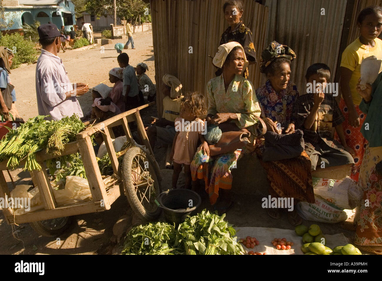 Locale mercato settimanale in Maliana Timor Orientale Foto Stock