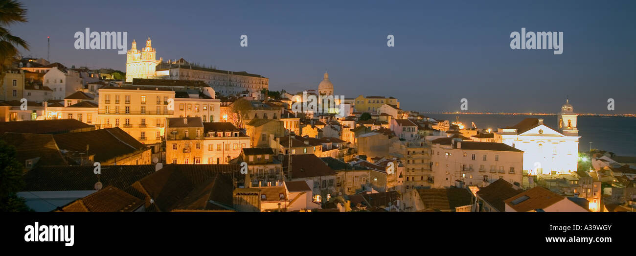 Portogallo Lisbona Alfama Miraduro Santa Luzia Foto Stock