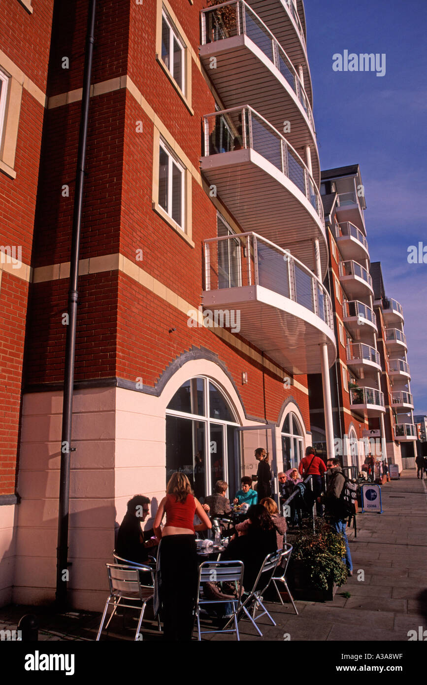 Cafe Lungomare di Ipswich Darsena di riqualificazione urbana progetto Suffolk in Inghilterra Foto Stock