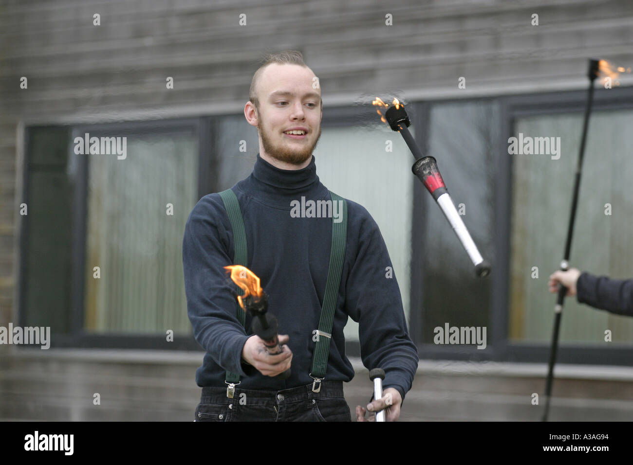 Fire giocoliere fuori centro ecos ballymena County Antrim Irlanda del Nord Foto Stock