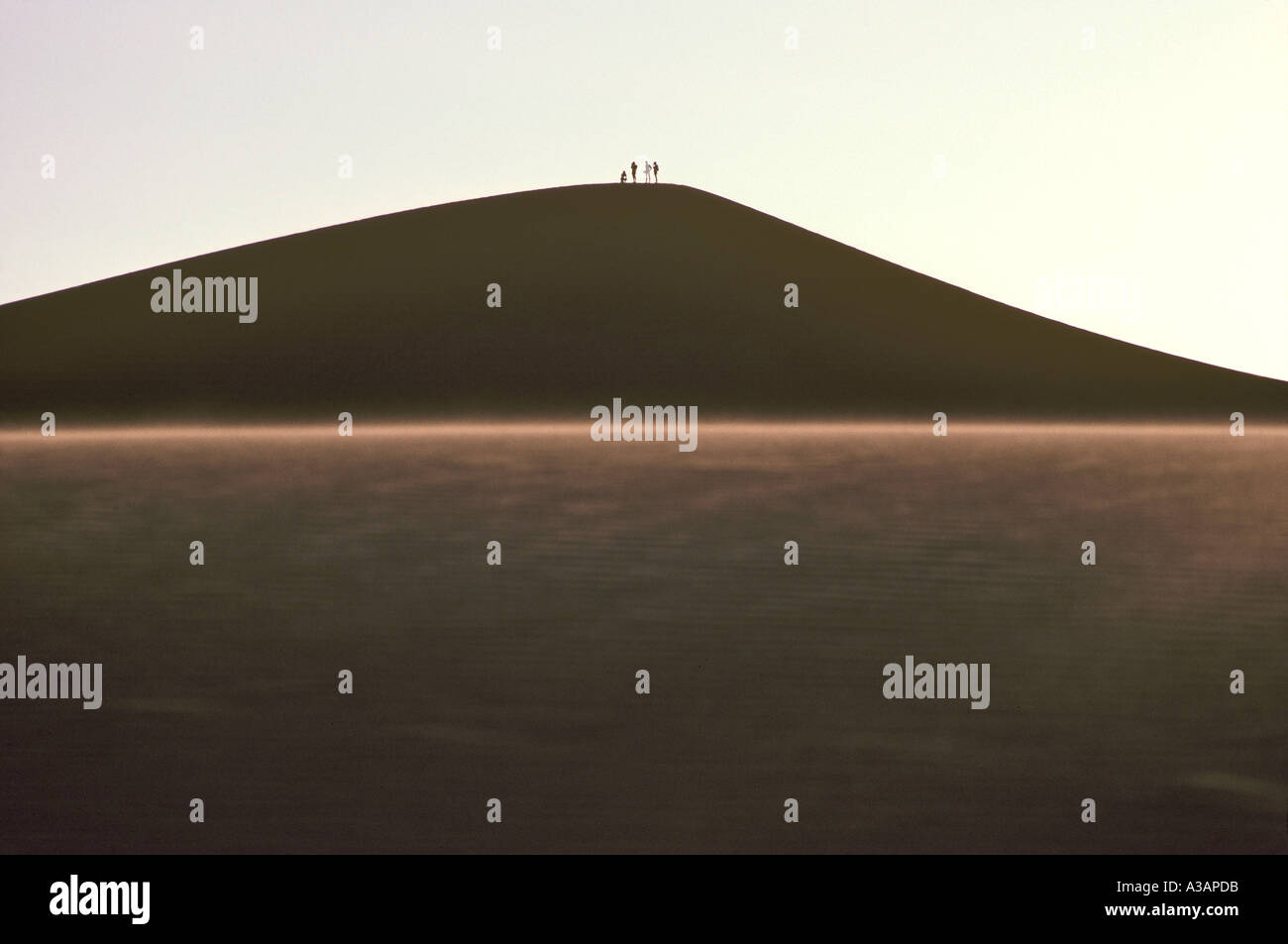Gli escursionisti grandi dune di sabbia monumento nazionale del Colorado Foto Stock