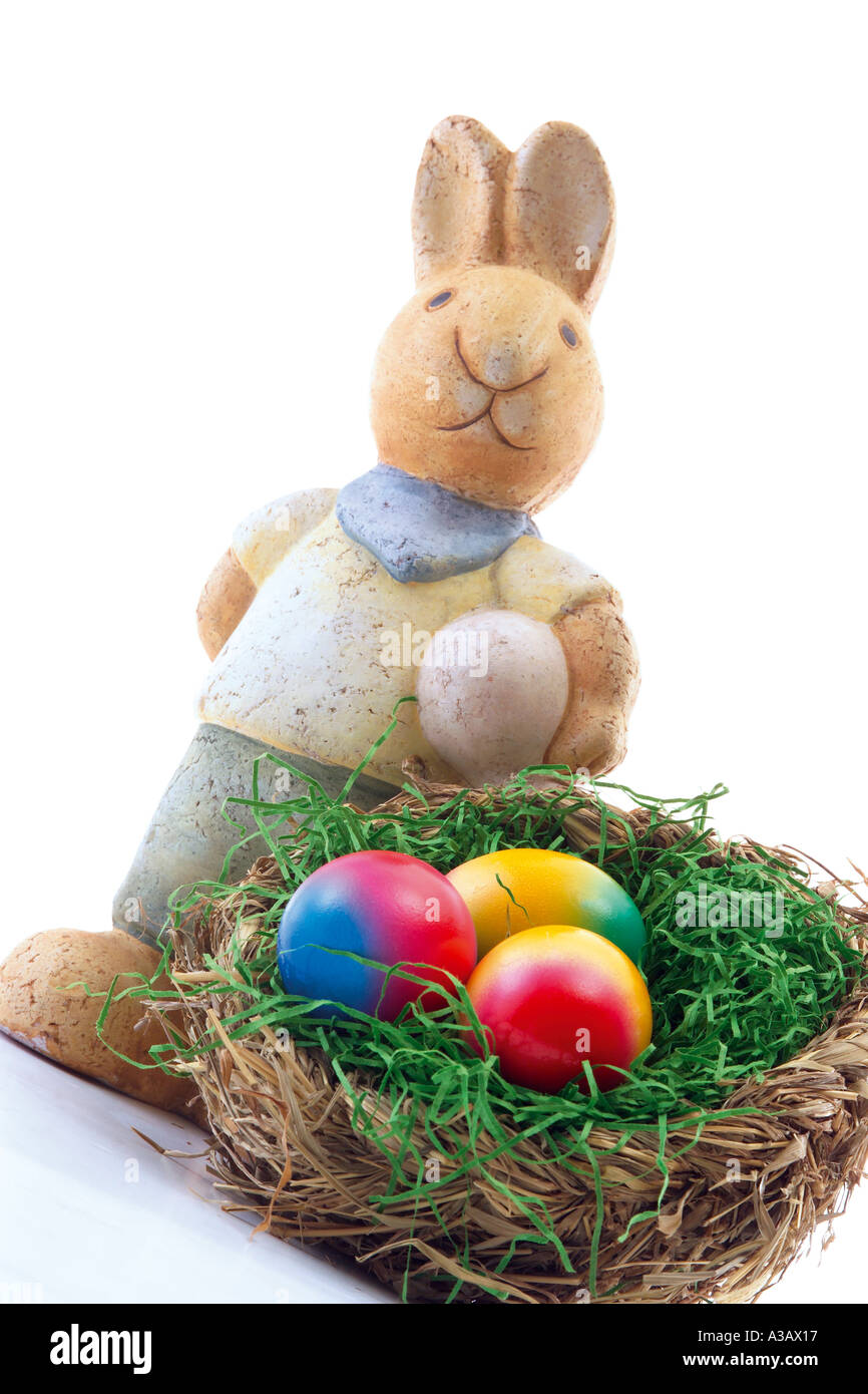 Coniglietto di pasqua con uova Foto Stock