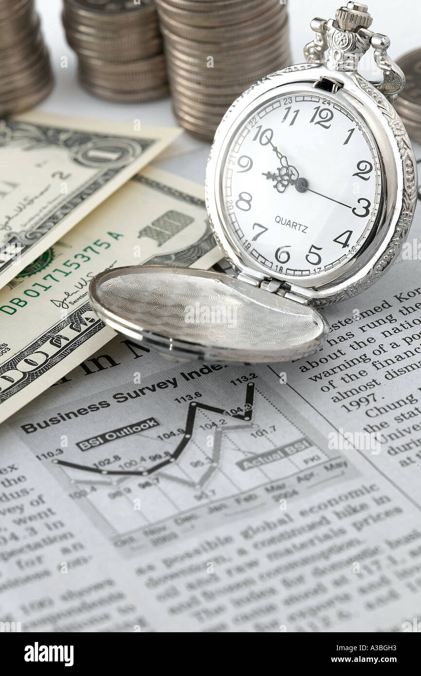 Oggetto,ancora vita,ora,guardare,orologi,soldi,m di carta Foto Stock