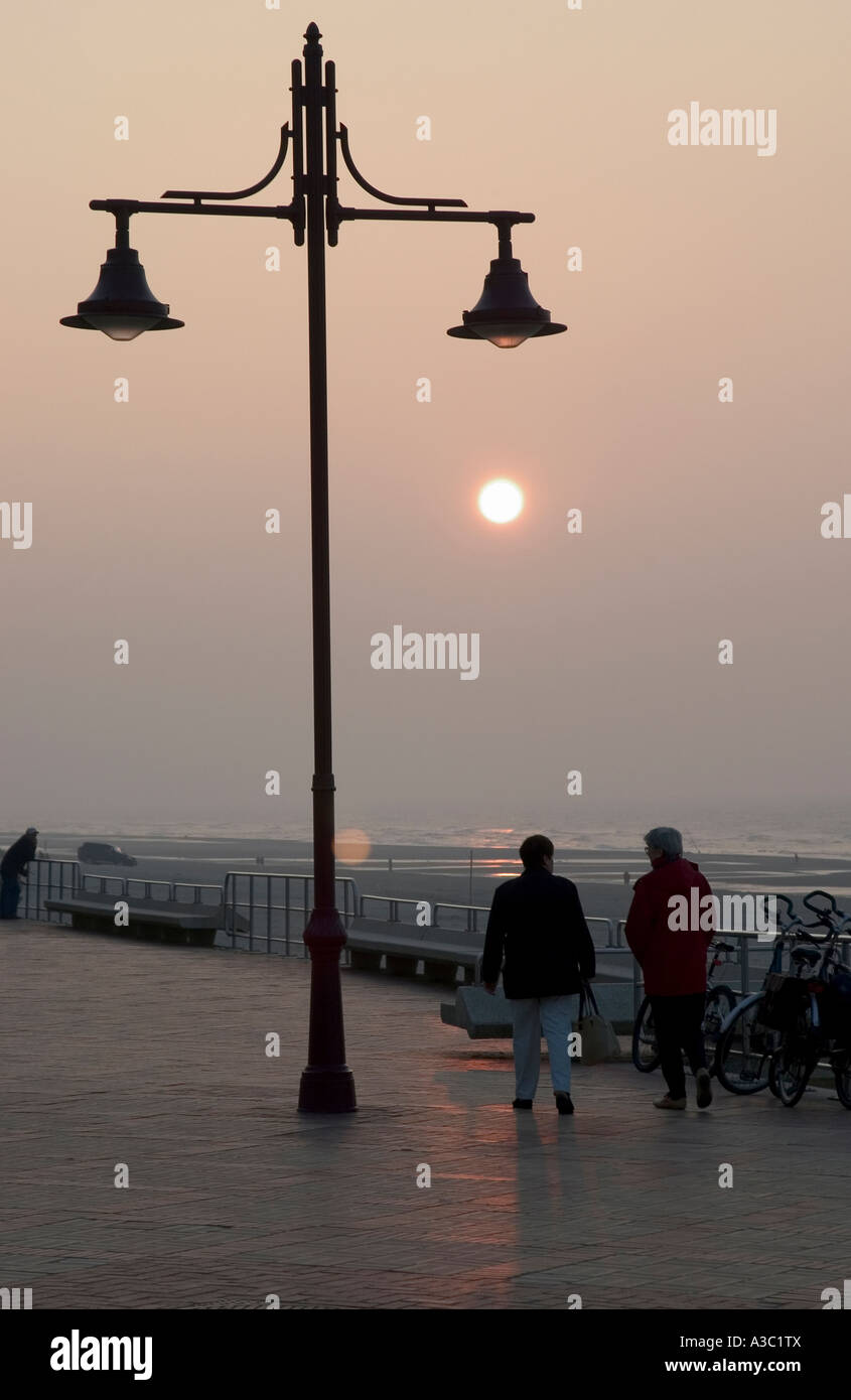 Knokke-Heist occidentale Fiandre Belgio tramonto Foto Stock