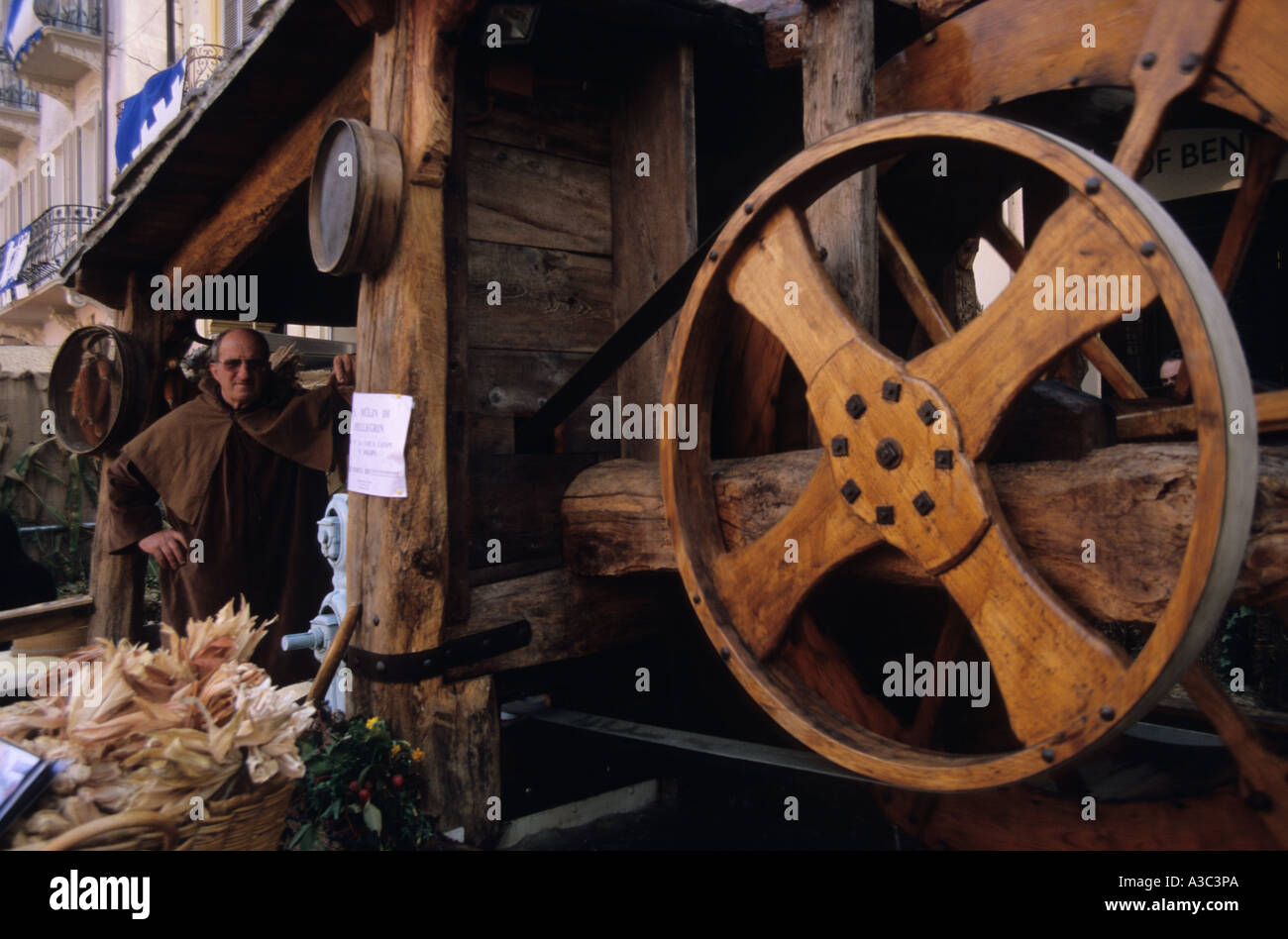 La Fiera del Tartufo di Alba, Italia Foto Stock