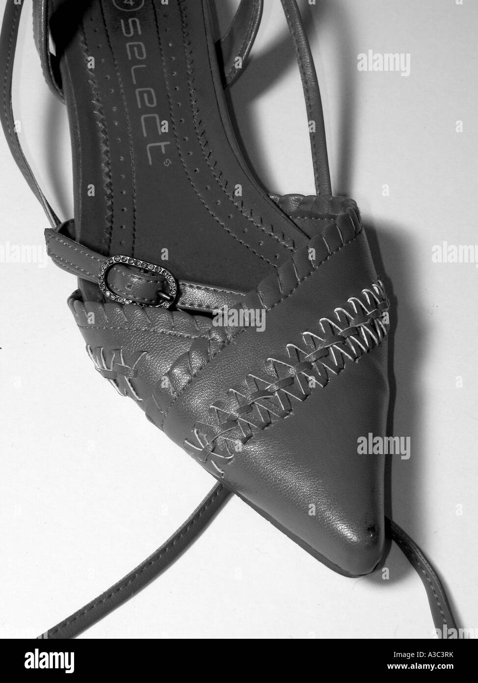 Onorevoli flat strappy scarpa Foto Stock