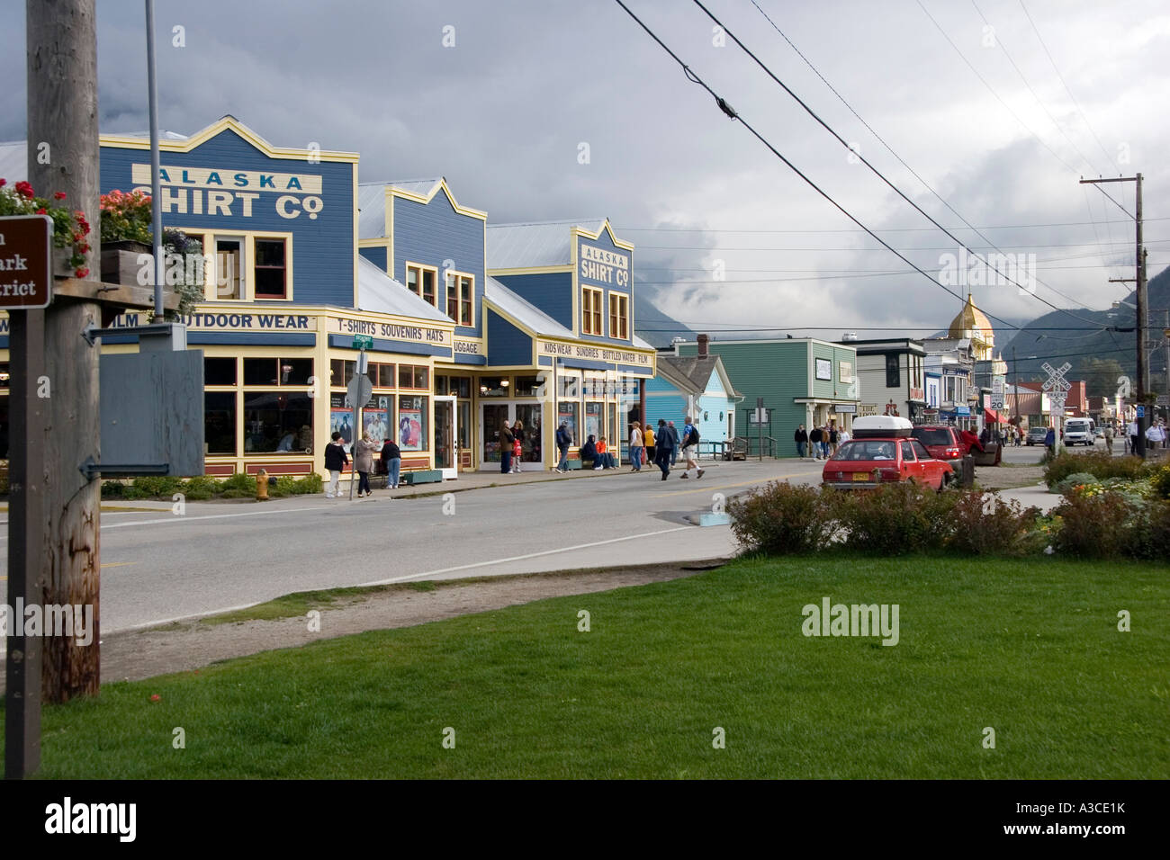 Strada principale nella città mineraria di Skagway in Alaska Foto Stock