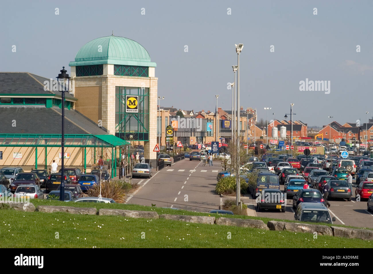 Morrissons supermercato e sviluppo Retail Barry Waterside Vale of Glamorgan Galles del Sud Foto Stock