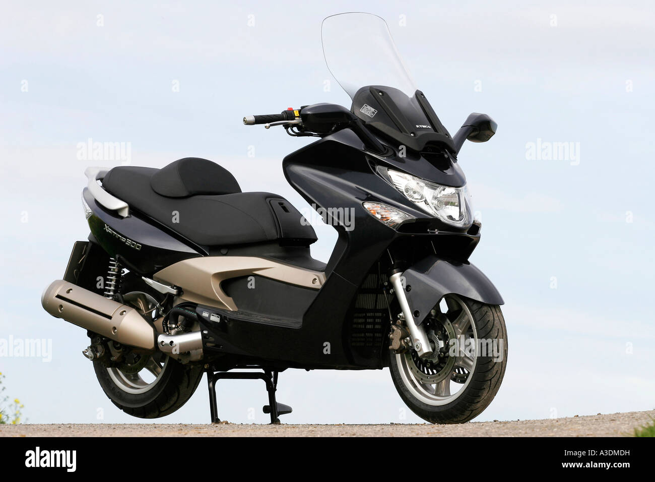 Kymco Xciting 500 scooter Foto stock Alamy