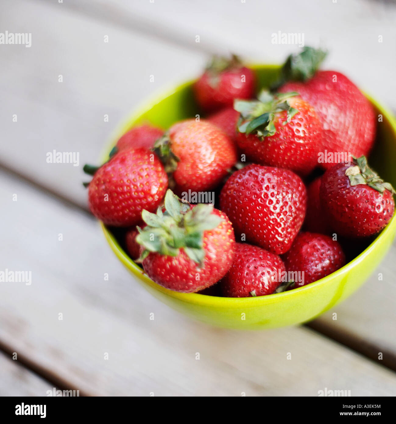 Close-up di fragole in una ciotola Foto Stock