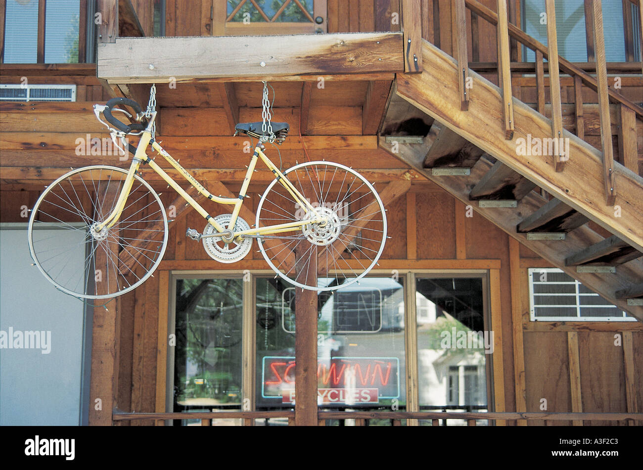 bicicletta, bicicletta, bicicletta, bicicletta, bicicletta portabiciclette, portabiciclette, portabiciclette, portabiciclette, portabiciclette, riposo per biciclette, riposo per biciclette Foto Stock