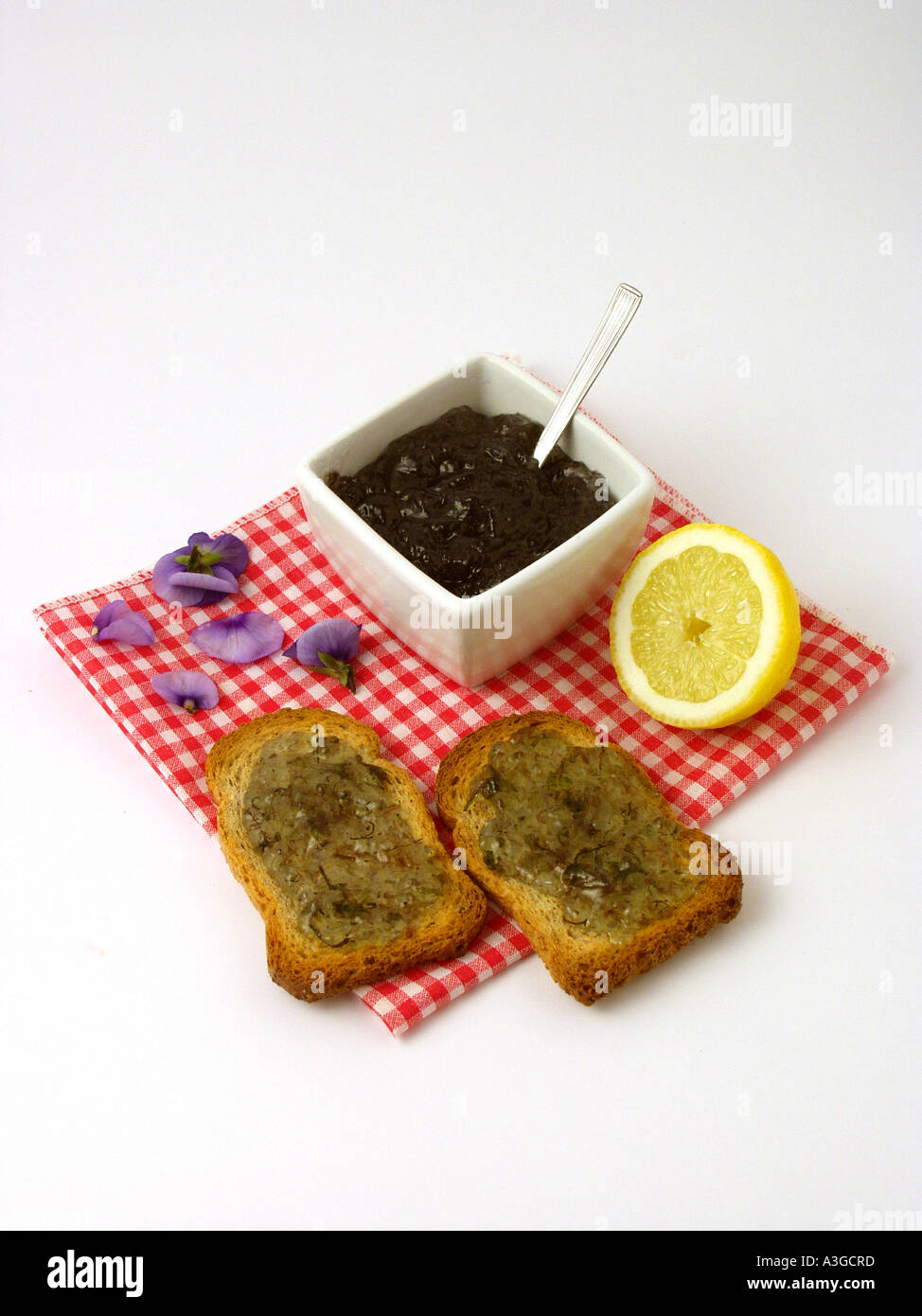 Viola Mammola marmellata ricetta disponibile Foto Stock
