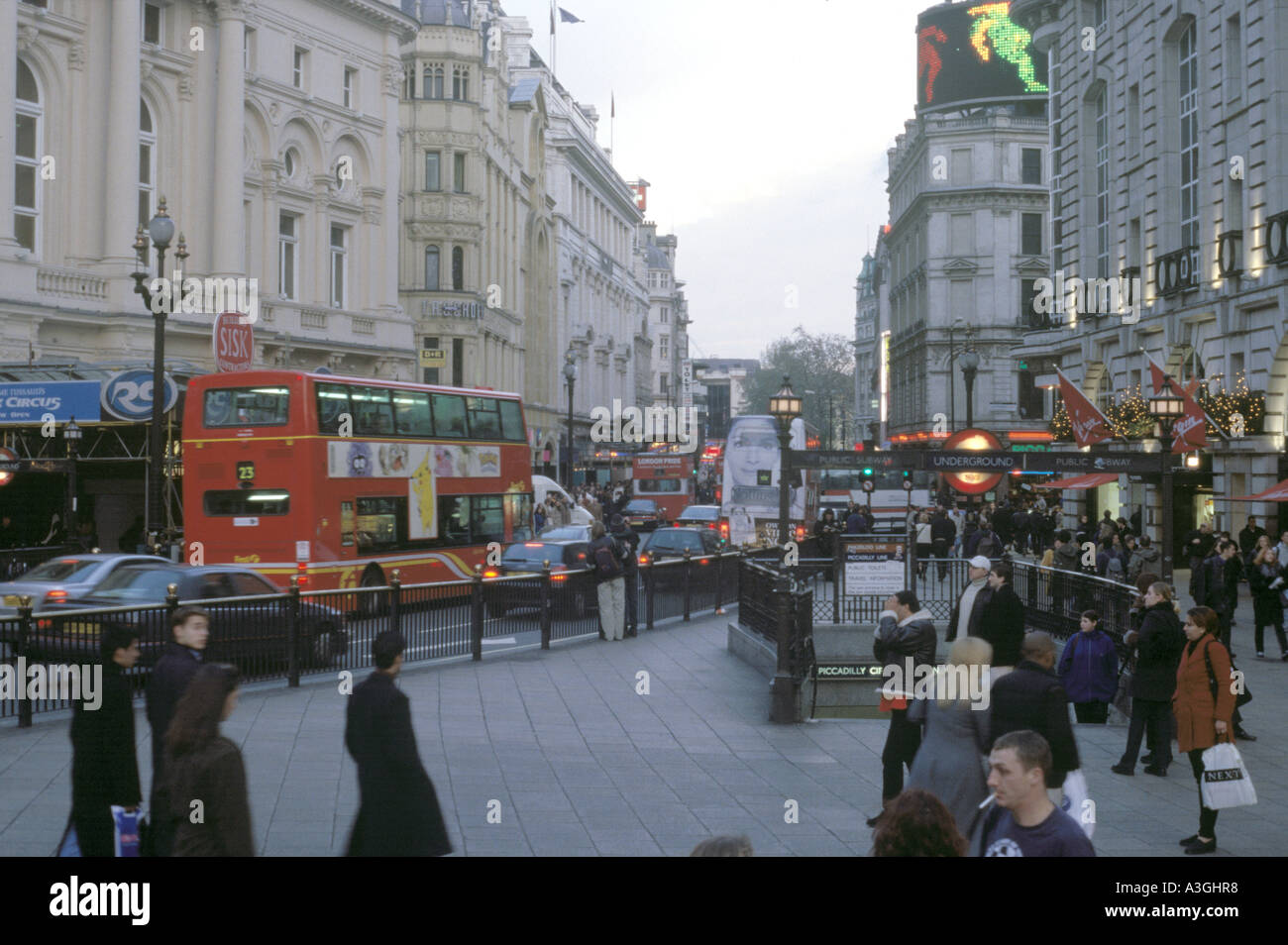 Piccadilly Circus nel centro di Londra, Inghilterra Foto Stock