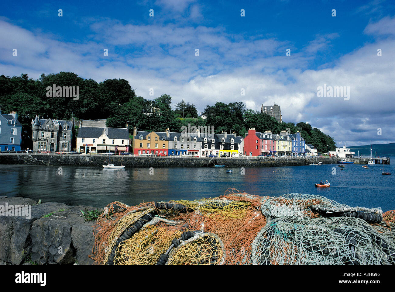 Villaggio di tobermory Isle of Mull arcipelago delle Ebridi Interne in Scozia Gran Bretagna Foto Stock