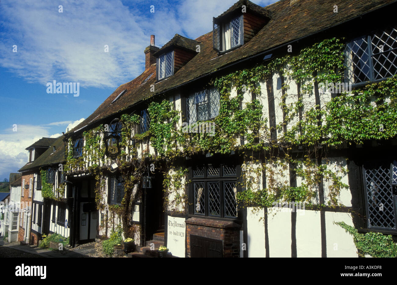 Medieval Mermaid Inn Mermaid Street Rye East Sussex Inghilterra GB UK Europa Foto Stock