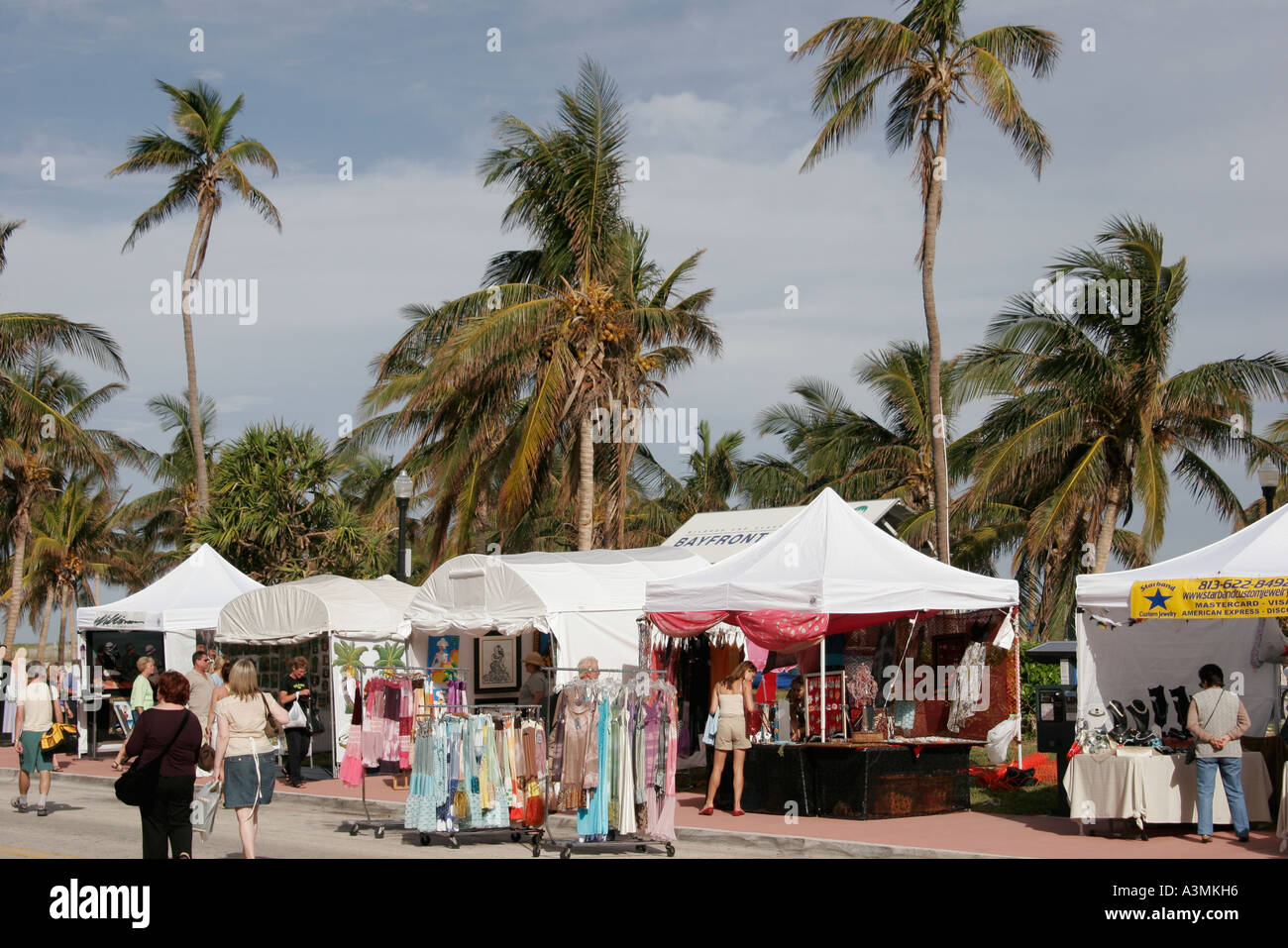 Miami Beach Florida,South Beach,Ocean Drive,Art Deco Weekend,evento,festival,festa,architettura celebrazione,fiera,venditore venditori di venditori di venditori,bancarelle Foto Stock