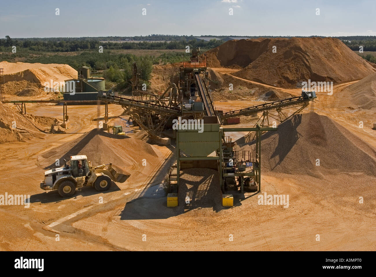 Panoramica della cava di impianto di trattamento comprese scorte Foto Stock