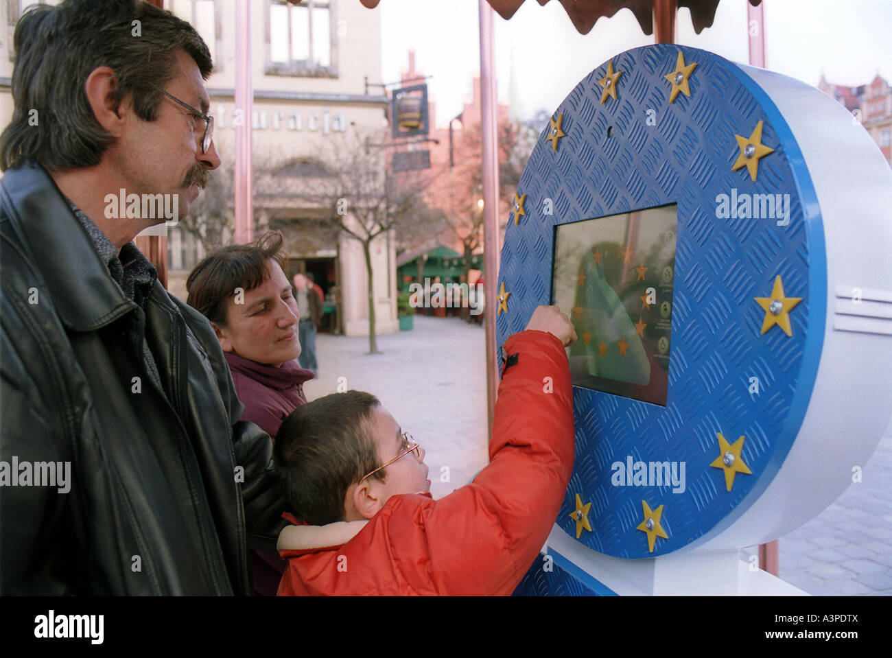 Campagna promozionale prima del referendum sull'ampliamento a est dell'UE, Polonia Foto Stock