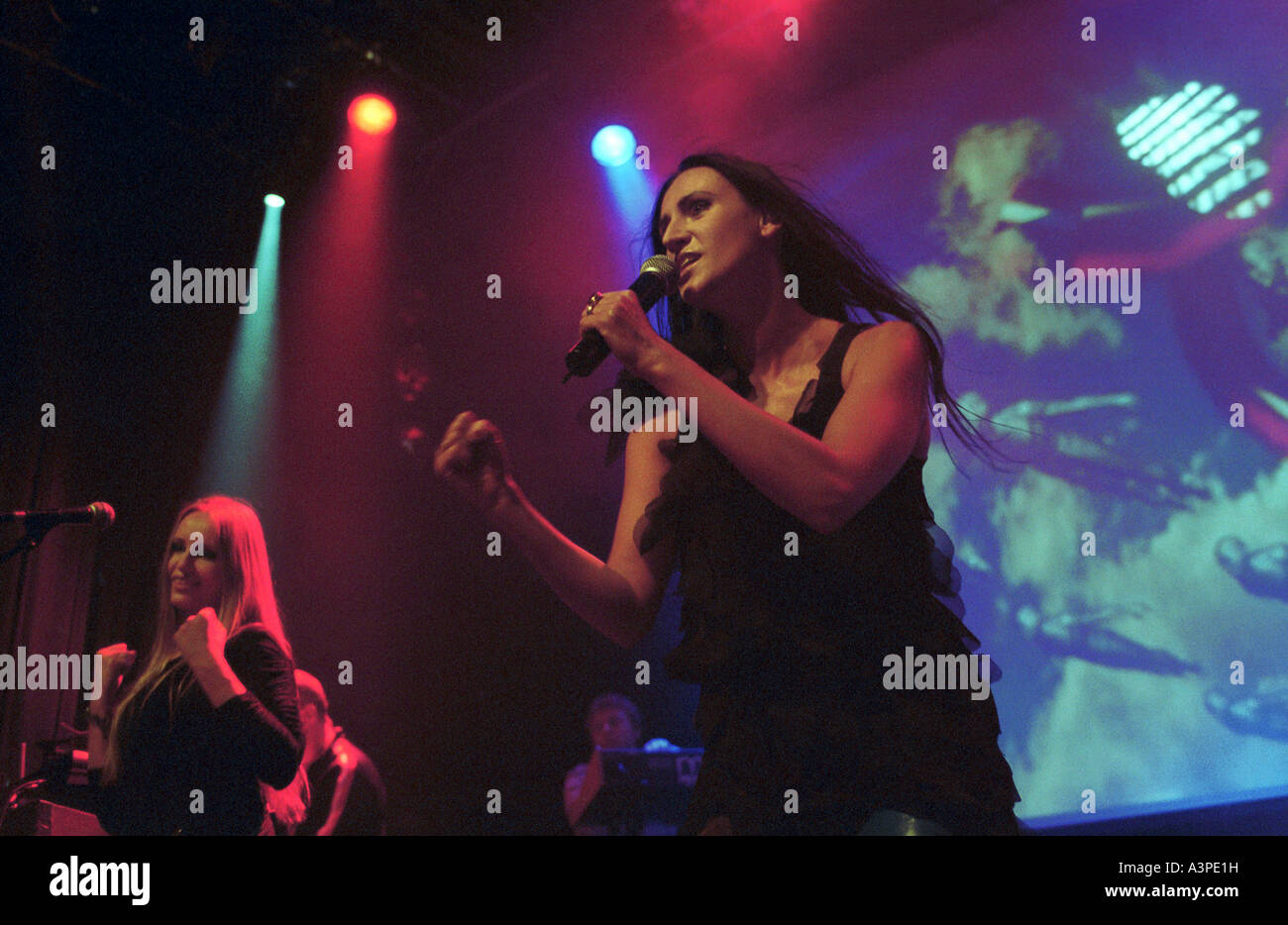 Il concerto di polacco cantante pop Kayah a Berlino, Germania Foto Stock