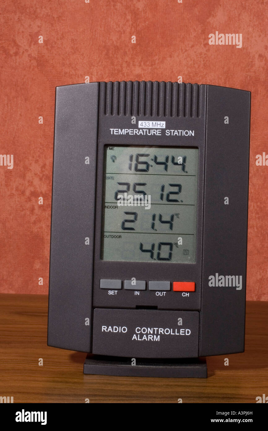 Uhr Wetterstation orologio orologio Stazione della temperatura Foto Stock