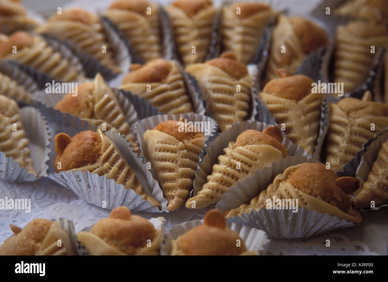 Dessert algerino immagini e fotografie stock ad alta risoluzione - Alamy