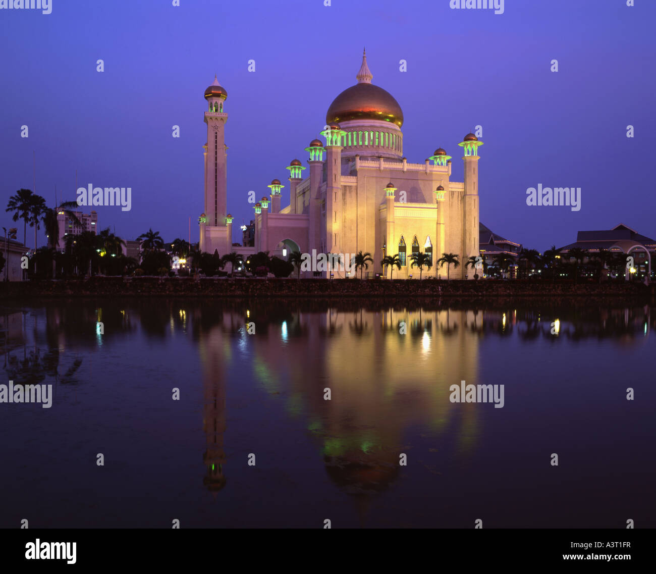 Omar Ali Saifuddin Moschea in Bandar Seri Begawan Brunei Foto Stock