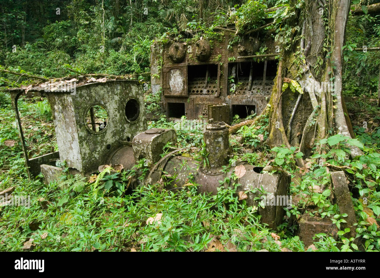Panama, Parco Nazionale del Darién, area di Cana, rovine di Espiritu Santo (santo fantasma) miniera d'oro, locomotiva di data mining Foto Stock