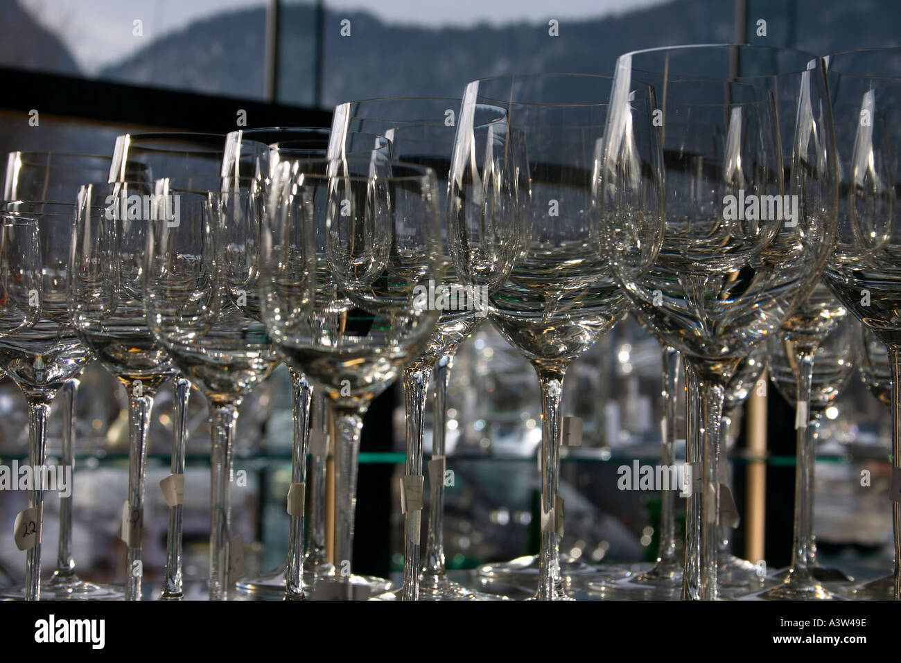 Riedel bicchieri in negozio a Kufstein Foto stock - Alamy