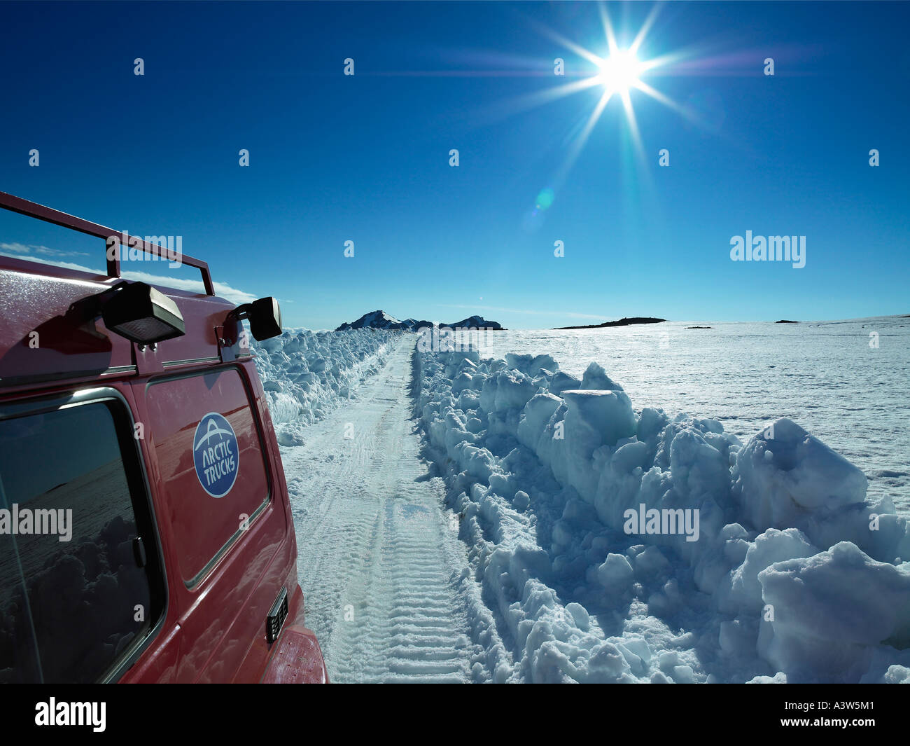 Super Jeep Tour sul ghiacciaio Langjokull Foto Stock