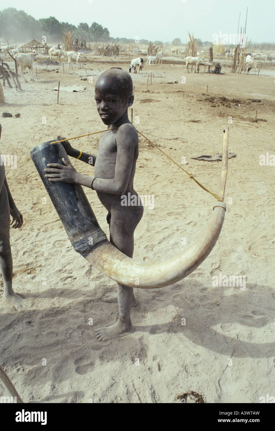 Ragazzo mandari Sudan meridionale Foto Stock