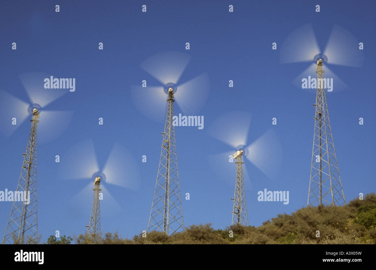 Generatori di vento - vicino a Tarifa Spagna - alternativa forma di energia Foto Stock