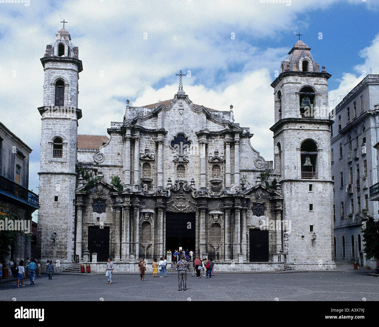 Geografia / viaggio, Cuba, l'Avana, chiese, cattedrale San Cristobal, vista esterna, ingresso principale, , Foto Stock