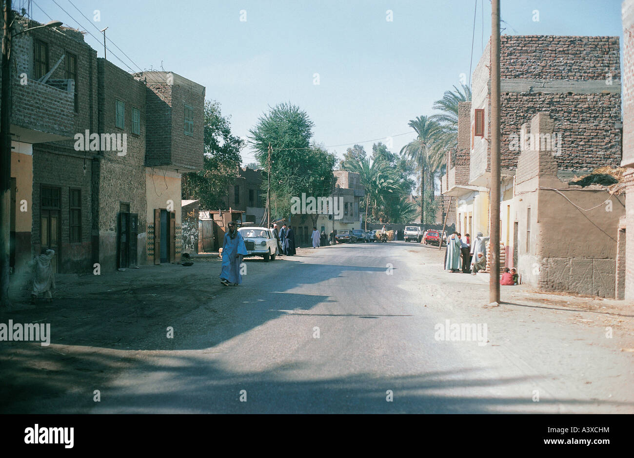 Egiziano scena di strada nei pressi di Abydos Egitto Foto Stock