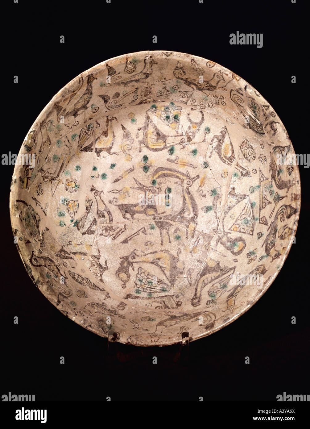 Belle arti, arte Islamica, craft / Artigianato, ciotola, Hurasan, Iran, decimo secolo, faience, Prof.Dr. S.Wichmann raccolta, Starnberg Foto Stock