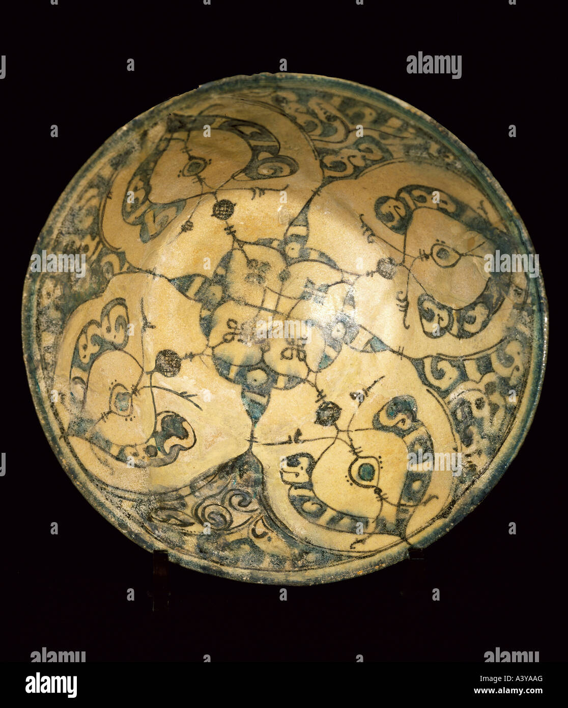 Belle arti, arte Islamica, craft / Artigianato, ciotola, Kashan, Iran, prima metà del XIII secolo, faience, Prof.Dr. S.Wichmann raccolta, Foto Stock