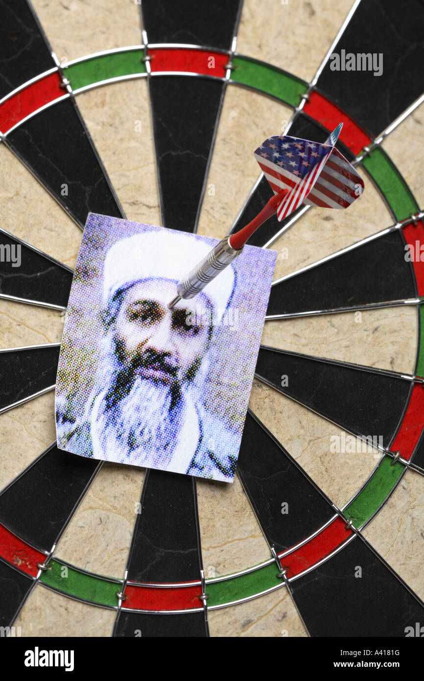 Dartboard con Osama Bin Laden foto Foto Stock