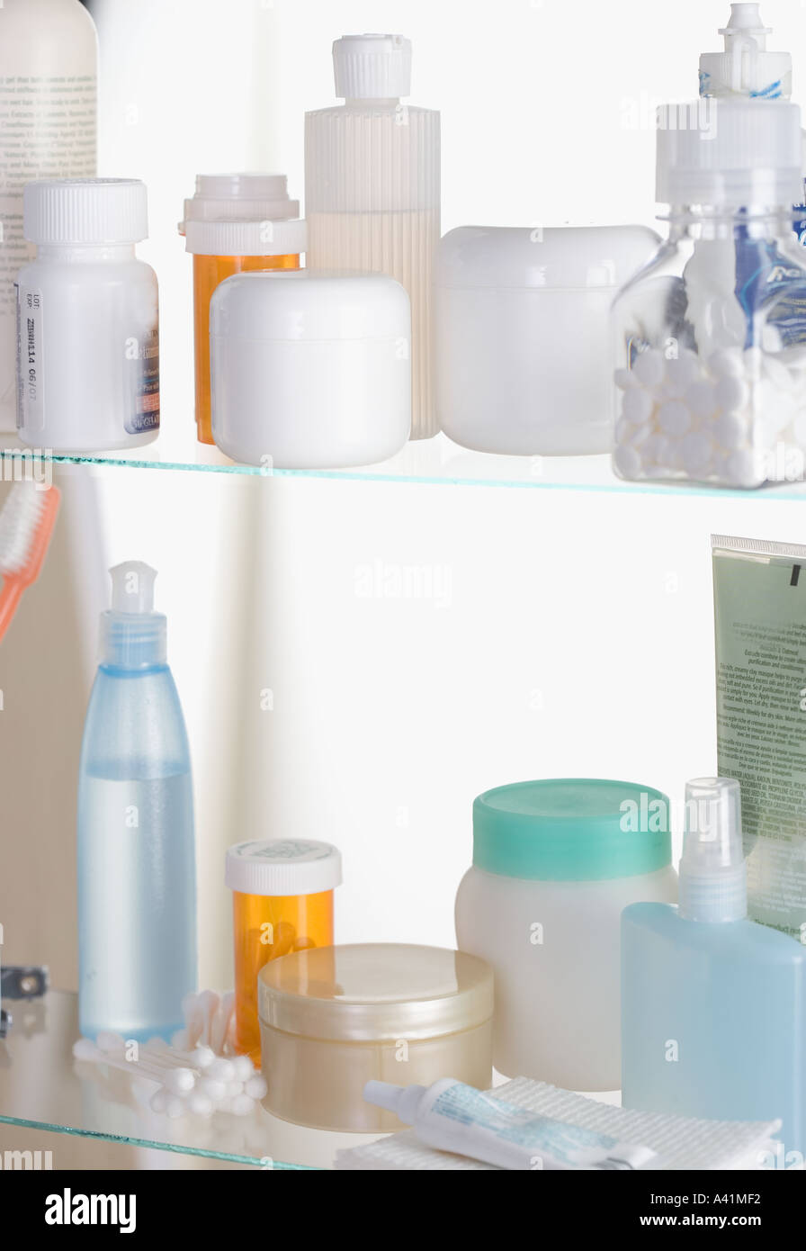 Ancora in vita di armadietto dei medicinali Foto Stock