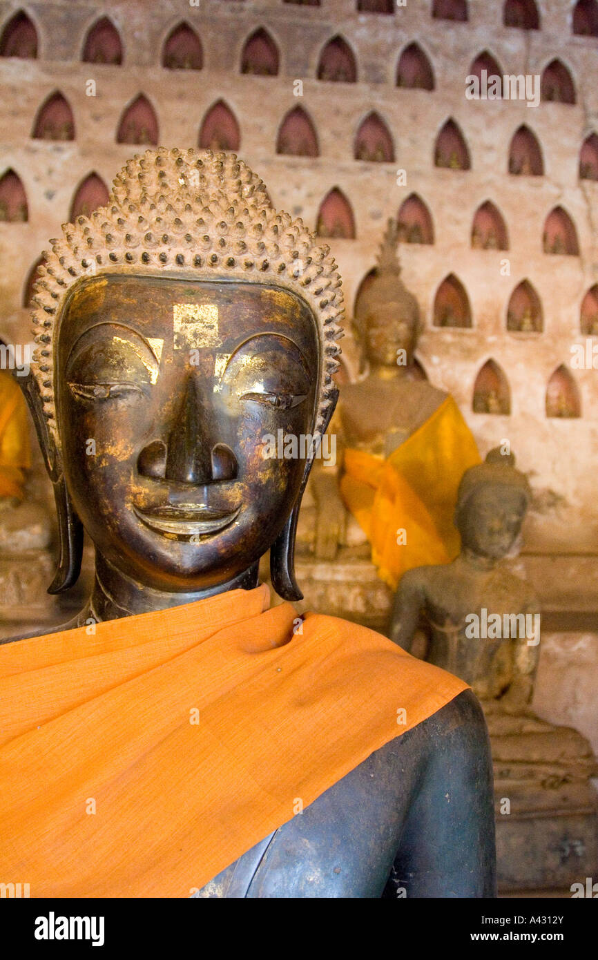Le immagini del Buddha all'interno di Wat Si Saket Vientiane Laos Foto Stock