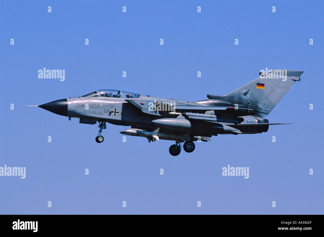 Il tedesco Tornado ECR aerei di atterraggio Foto Stock