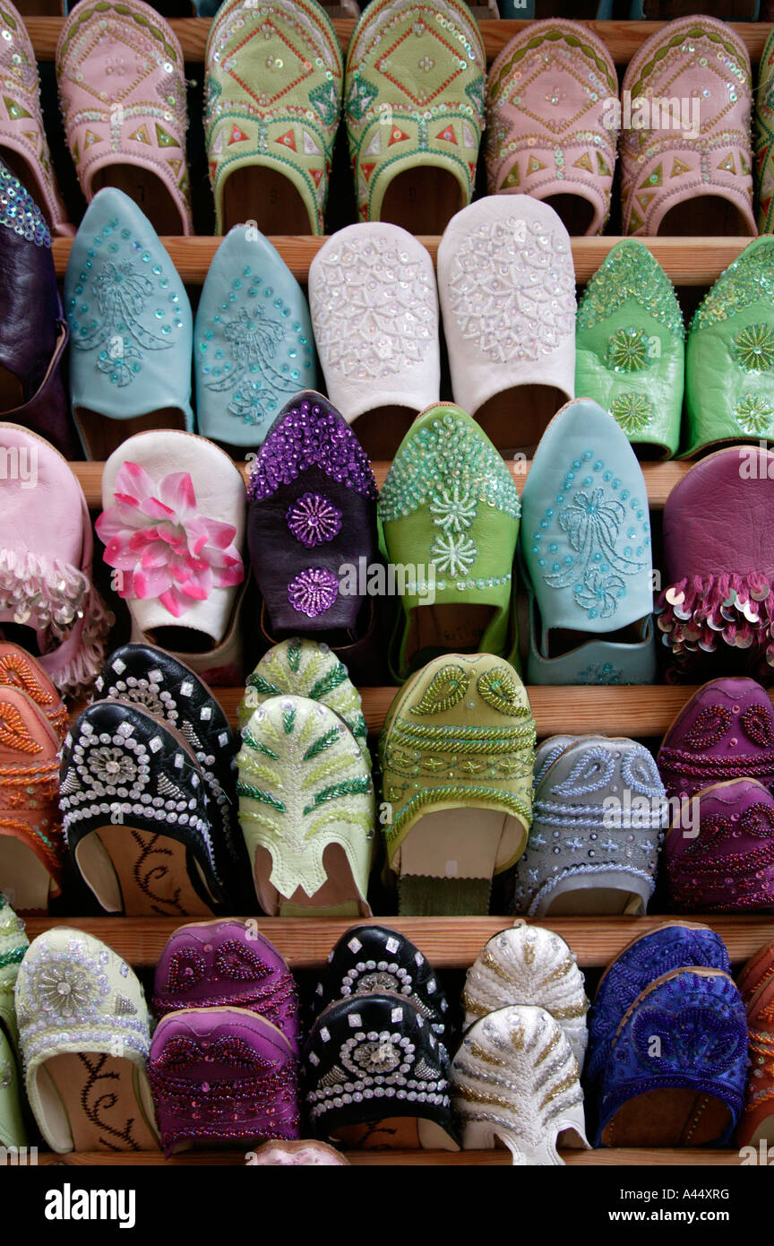 Pantofole marocchine immagini e fotografie stock ad alta risoluzione - Alamy