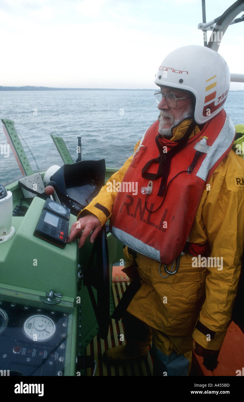 RNLI British Severn scialuppa di salvataggio equipaggio abbigliamento Foto Stock