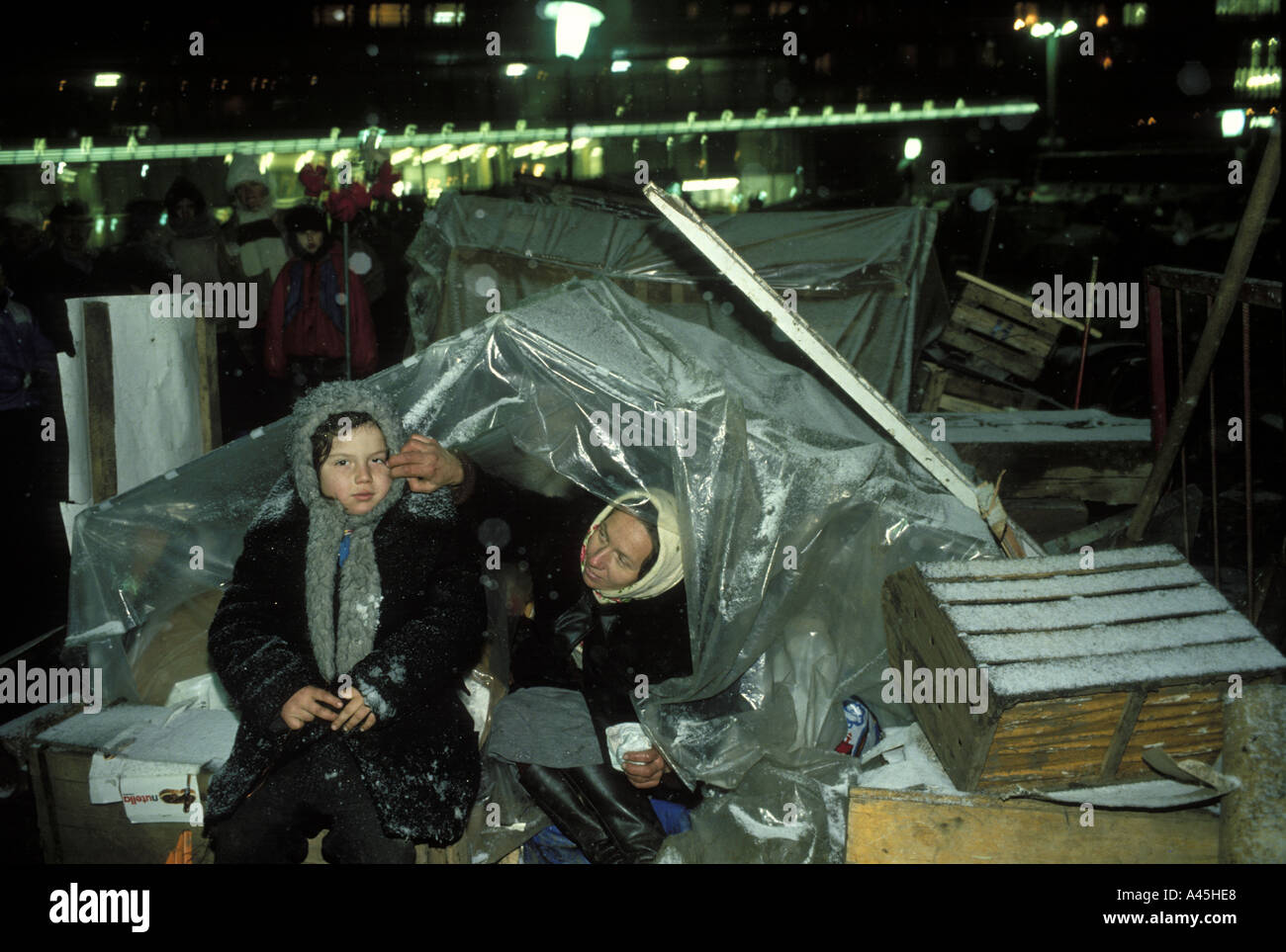 La città di cartone a Mosca 1990 Foto Stock