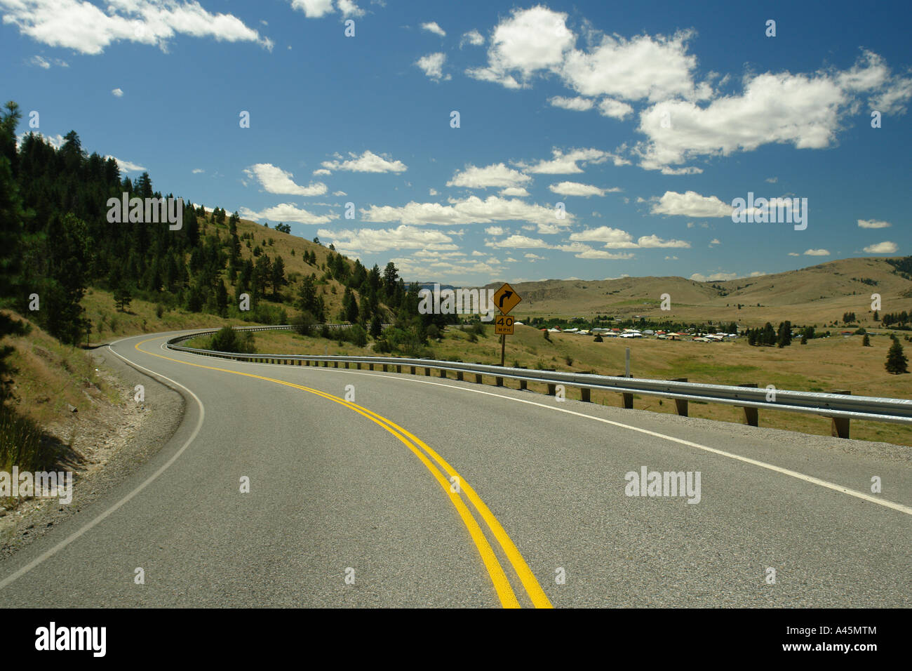 AJD55848, Colville Indian Reservation, WA, Washington, Route 155, Columbia River Foto Stock