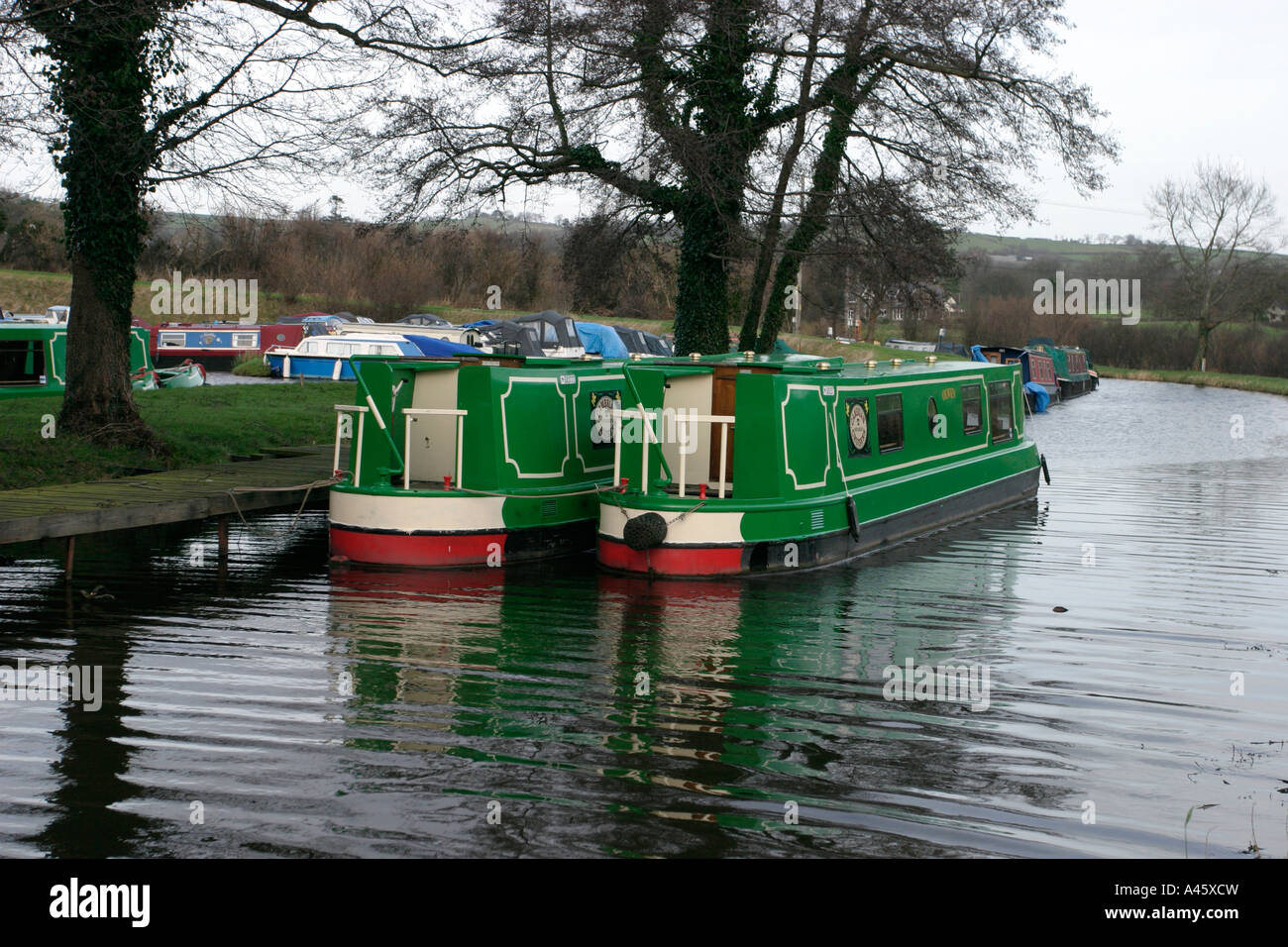 BOAT YARD sul canale Brecon Foto Stock