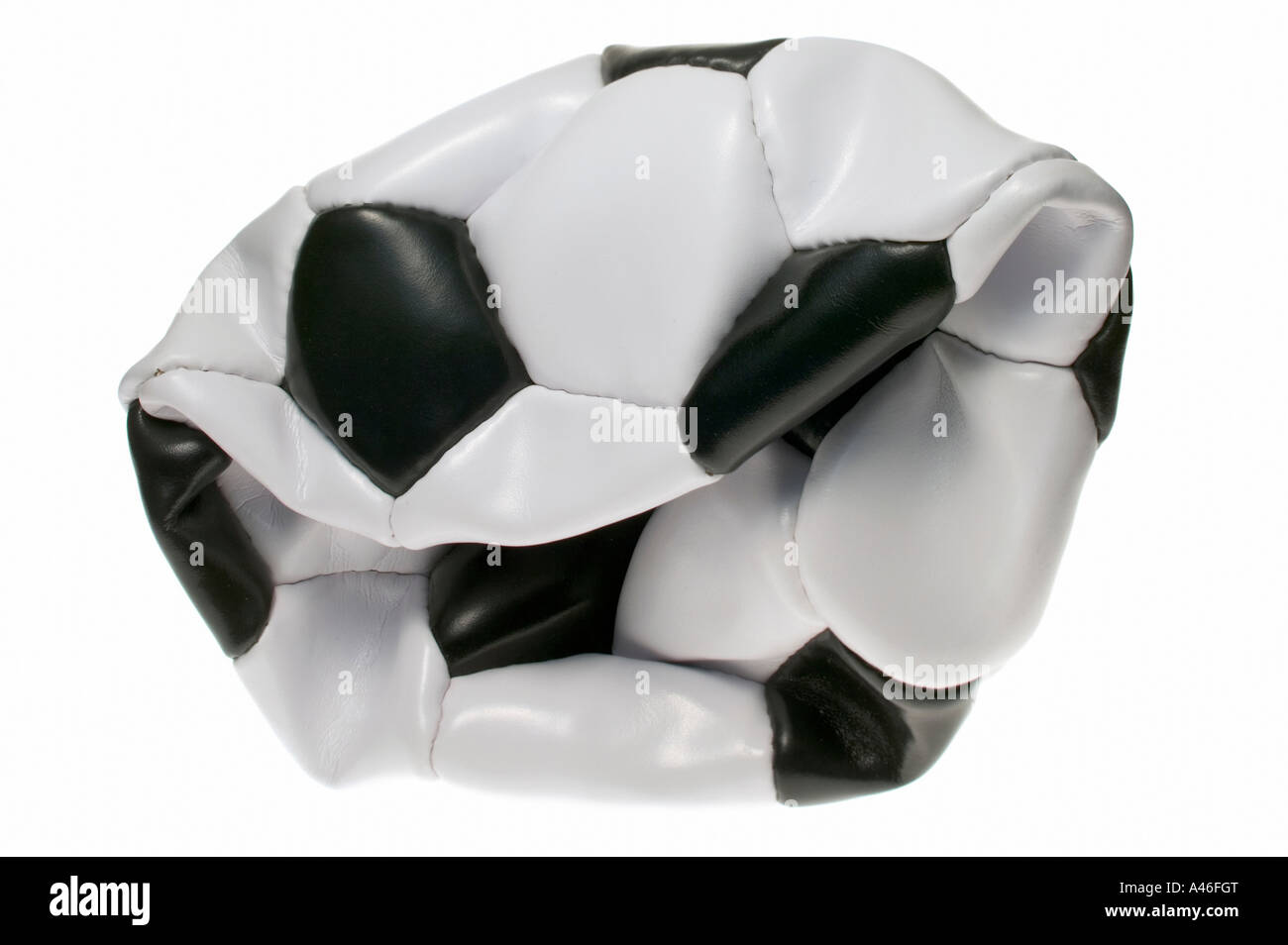 Pallone Da Calcio Sgonfiato Immagini e Fotos Stock - Alamy