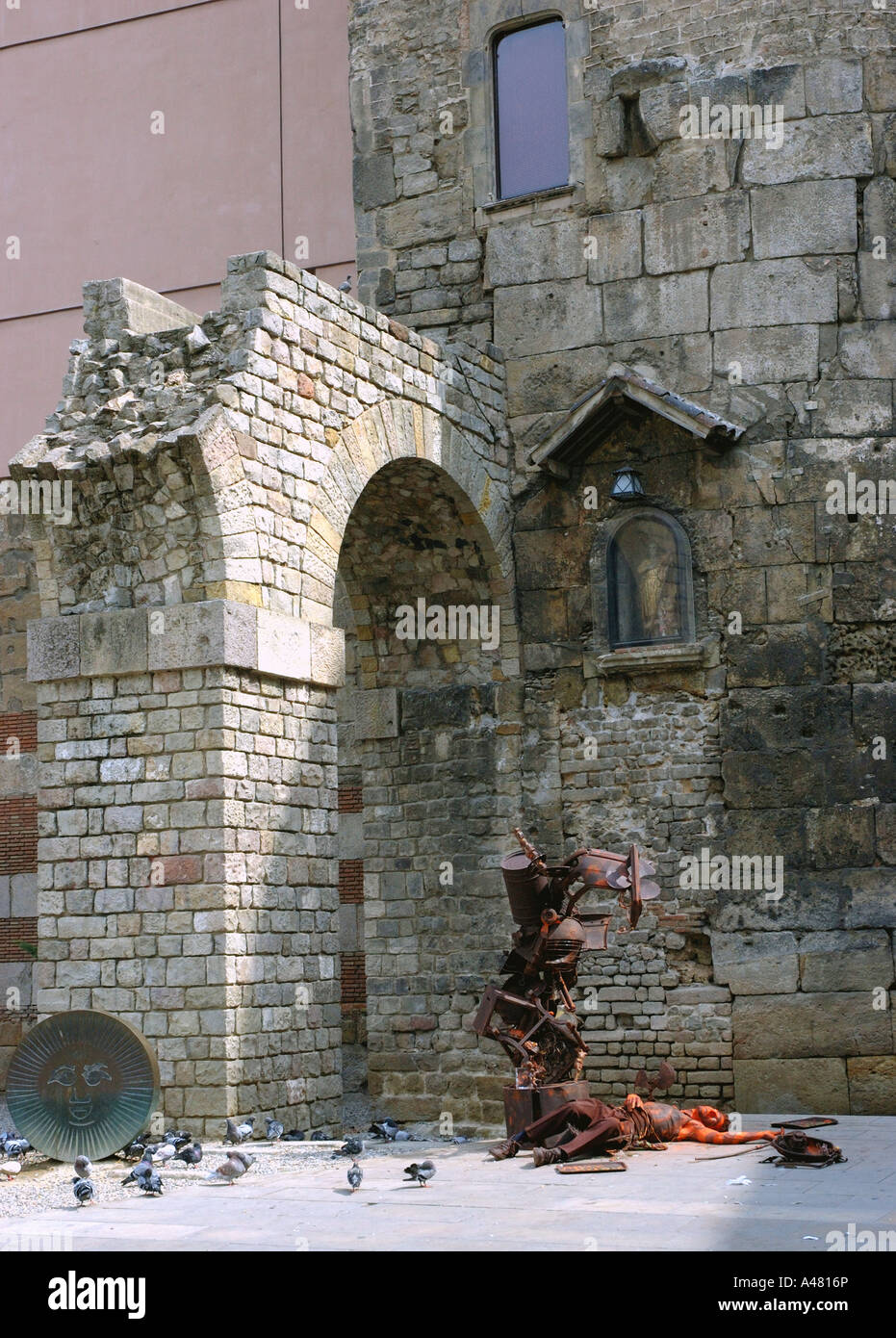 Vista laterale della Cattedrale Catedral Barri Gótic Barcellona Gotica Catalogna Catalogna Catalogna Costa Brava España Spagna Europa Foto Stock