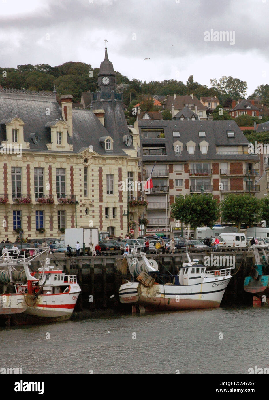 Vista panoramica di Trouville canale inglese La Manche Normandia Normandie Nord Ovest della Francia Europa Foto Stock